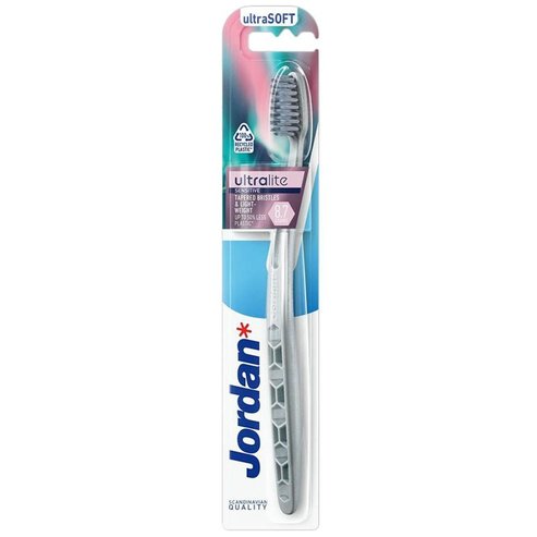 Jordan Ultralite Toothbrush UltraSoft 1 брой Код 310093 - Светло син