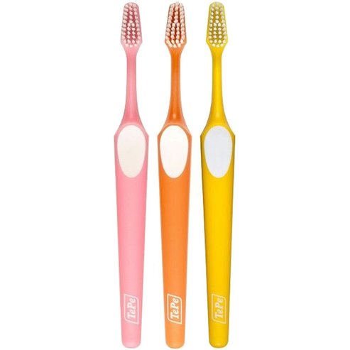 Tepe Supreme Soft Toothbrush 3 бр - Жълто / портокал / розова