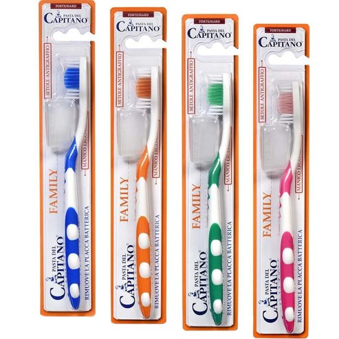 Pasta del Capitano Family Hard Toothbrush 1 бройка в произволен цвят