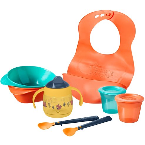 Tommee Tippee Promo Food Pots With Lids 4m+, 2 бр & Softee Weaning Spoons 4m+, 2 бр & Superstar Weaning Sippee Cup 4m+, 190ml & Roll \'n\' Go Bib 6m+, 1 бр & Easi-Scoop Feeding Bowls 6m+,