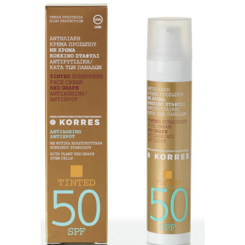Korres Слънцезащитен Анти-Ейдж Крем за Лице с Червено Грозде и SPF50 Против Лунички с Матиращ Ефект 50ml